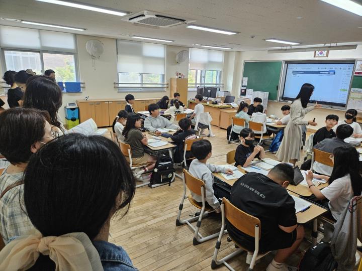 (아산용연초) 2025 보호자 수업 공개 행사 성황리에 마쳐